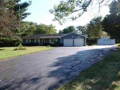 4309 N Koerner Rd, Peoria, IL 61615 - photo 2