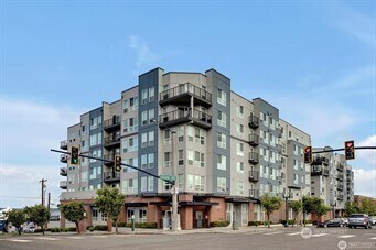 Nautica Condos unit A409, Everett, WA 98201 - photo 4
