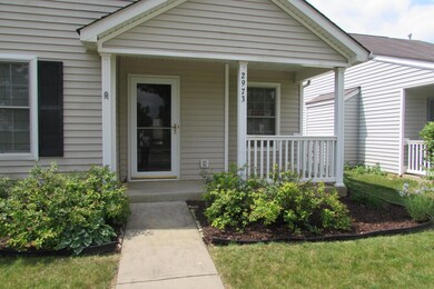 LITTLE FRONT PORCH TO ENJOY PARK VIEW