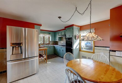 134 Waterview Ave, Riverside, RI 02915 - photo 7