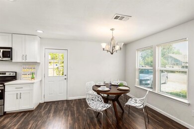 7002 Goforth St, Houston, TX 77021 - photo 5