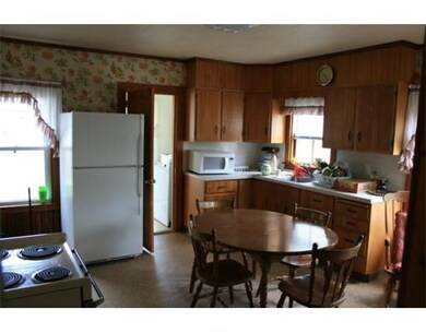 25 Centennial St unit 1, Plymouth, MA 02360 - photo 2