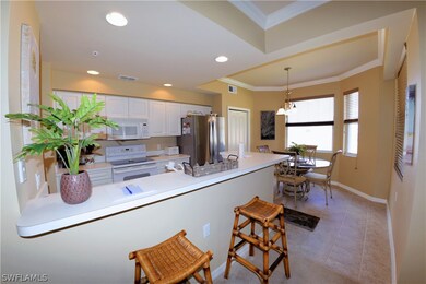 Kitchen with Snack Bar
