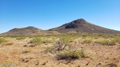 View SE 6 Mile Hill