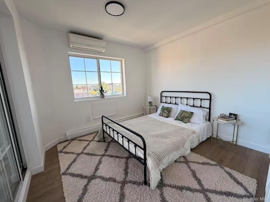 43-18 Robinson St unit 7C, Flushing, NY 11355 - photo 5