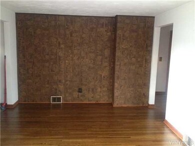 909 Pioneer Dr, North Tonawanda, NY 14120 - photo 7