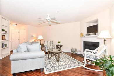 Overview of living room.