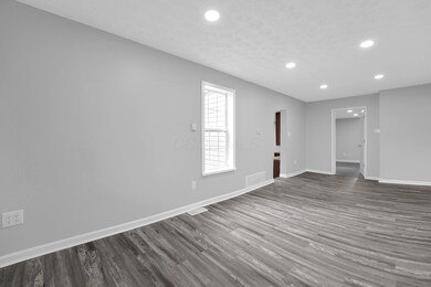 Living Room 1-1
