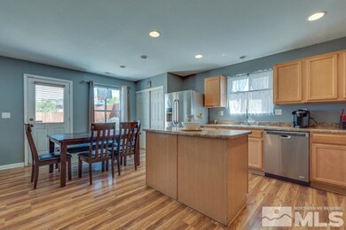 8838 Sunset Breeze Dr, Reno, NV 89506 - photo 5
