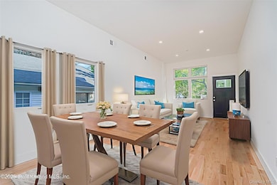 416 Alter Ave, Staten Island, NY 10305 - photo 3