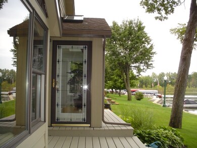 13049 N Eastshore Dr, Syracuse, IN 46567 - photo 5