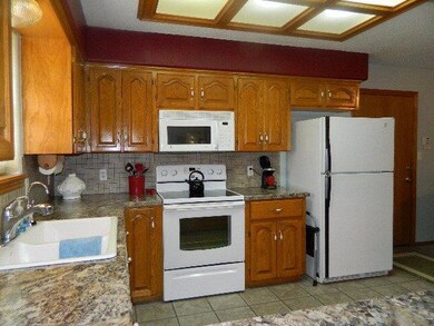 591 Greystone Cir, Alamo, TX 78516 - photo 6