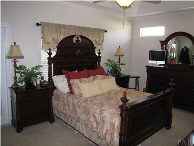 4118 Bamboo Dr, Pensacola, FL 32526 - photo 7