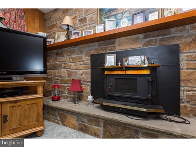 6 Woodland Dr, Glen Mills, PA 19342 - photo 3