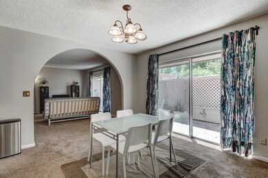 5619 S Admiralty Ct Unit B-11