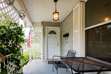 1211 W Calhoun-20