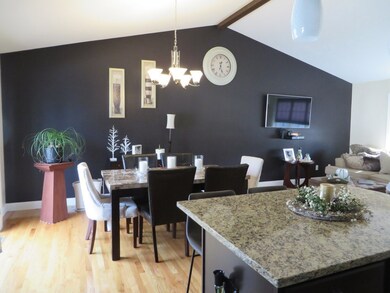 DINING ROOM VIEW