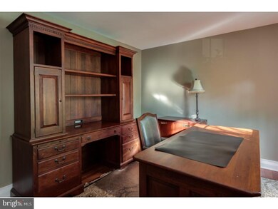 7 Southgate Dr, Mount Laurel, NJ 08054 - photo 5