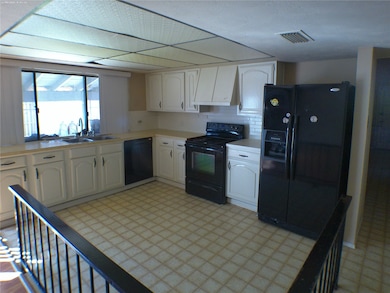 15823 Ironside Hill Dr, Houston, TX 77053 - photo 6