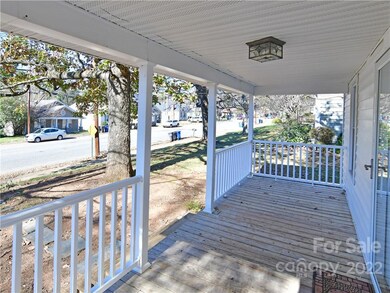 218 E End Ave, Statesville, NC 28677 - photo 3
