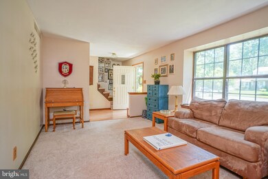 1109 Beechwood Dr, Atco, NJ 08004 - photo 4