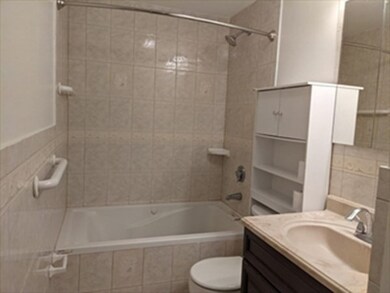 44 Farquhar Rd unit 2, Newtonville, MA 02460 - photo 4