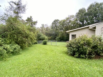 209 S Shore Dr, Jacksonville, NC 28540 - photo 6