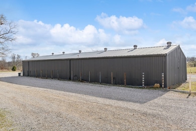 1821 Old Gamaliel Rd, Red Boiling Springs, TN 37150 - photo 3