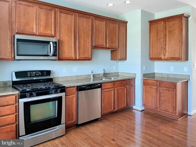 524 Garrett a Morgan Blvd, Hyattsville, MD 20785 - photo 4