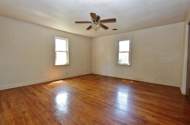 10195 Dixie Beeline Hwy, Guthrie, KY 42234 - photo 7