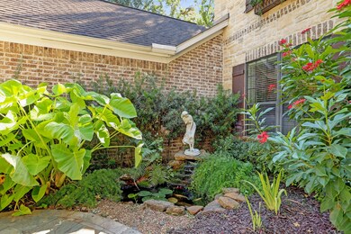 27715 Tiverton Ct, Spring, TX 77386 - photo 2