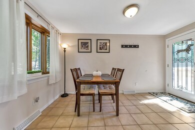 197 Dwight Rd, Springfield, MA 01108 - photo 3