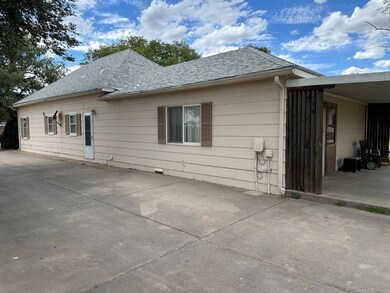 414 S Main St, Hugoton, KS 67951 - photo 5