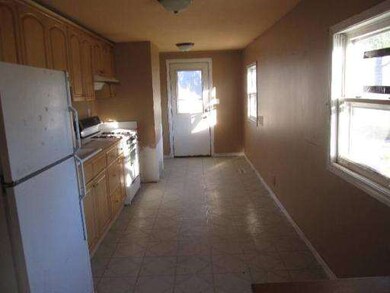 160 Mora Rd, Carpentersville, IL 60110 - photo 5