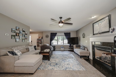 44 Rollins Rd, Epping, NH 03042 - photo 5