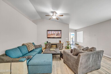 28421 N 46th St-13