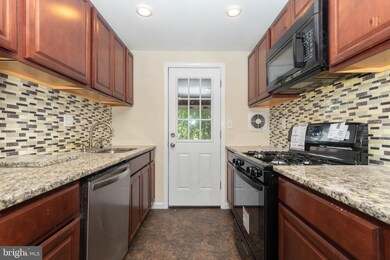 1002 Middleborough Rd, Essex, MD 21221 - photo 2