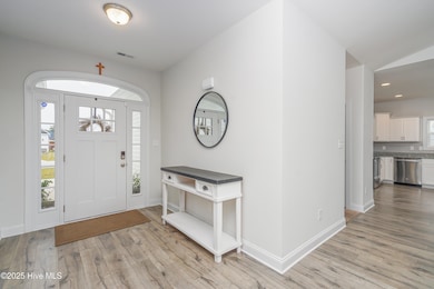 901 Nubble Ct, Sneads Ferry, NC 28460 - photo 4