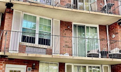 9965 Shore Rd unit 6C, Brooklyn, NY 11209 - photo 3