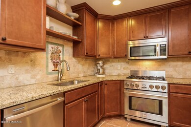 013-Kitchen-2946075-small