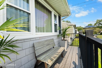2118KennethRd-14