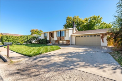 1-web-or-mls-1137 Brook St Cedar City (1