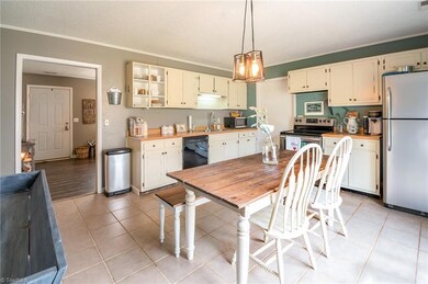 341 Northfield Dr, King, NC 27021 - photo 6