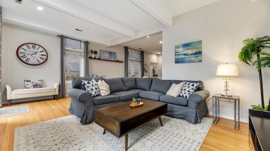 2723 N Southport Ave, Chicago, IL 60614 - photo 4