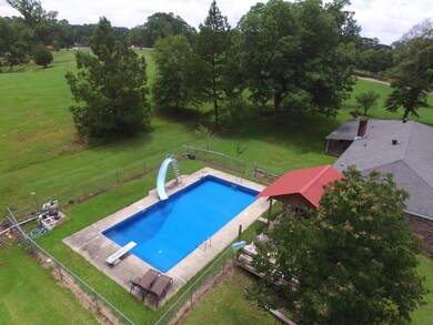 410 Graves Rd, Ellisville, MS 39437 - photo 2