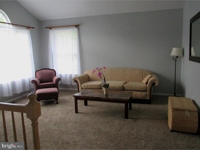 1504 Briarwood Dr, Williamstown, NJ 08094 - photo 2