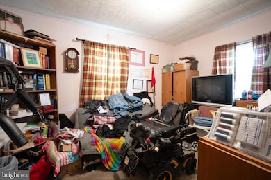 616 Douglass Ave, Rockville, MD 20850 - photo 5