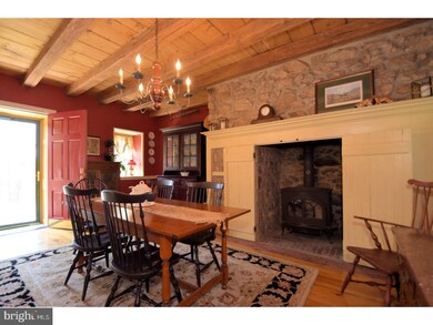 91 Wissinger Rd, Boyertown, PA 19512 - photo 4