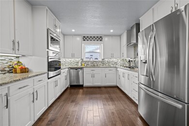 401 NW H St, Bentonville, AR 72712 - photo 6