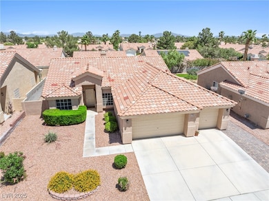 Mediterranean / spanish-style house featuring stuc